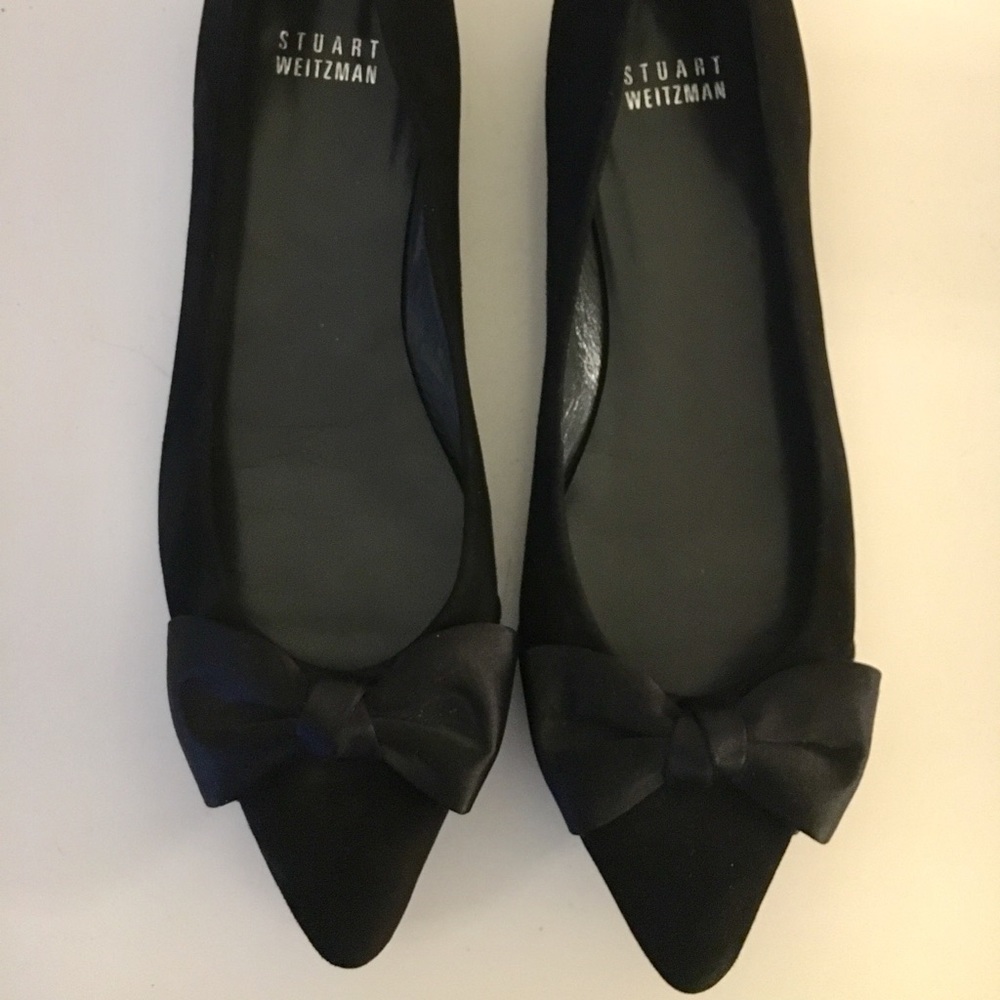 Stuart weitzmen Black small heel
